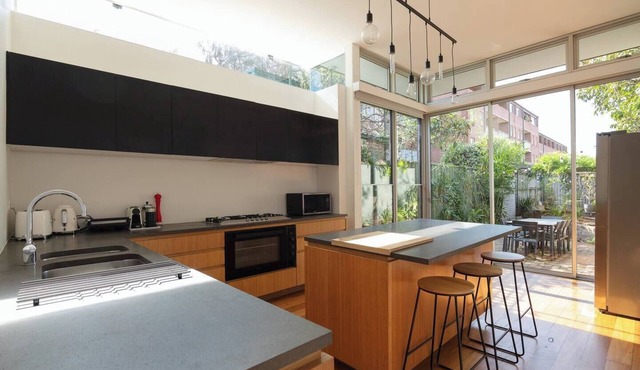 Newtown Terrace House Oasis