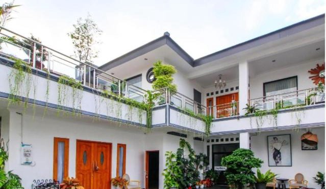Nexdeco House Homestay Syariah Solo
