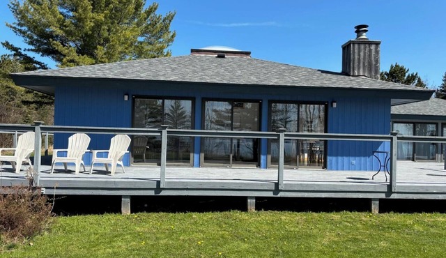 Next Farm Down - Main House and 2 Guest quarters with Lake Superior Access!