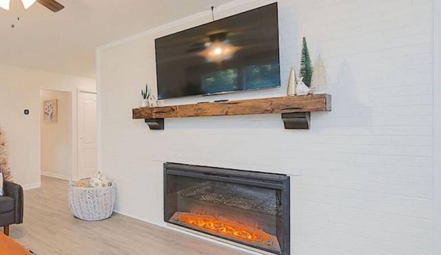 Next to CNU! | New Listing with Beautiful Finishes