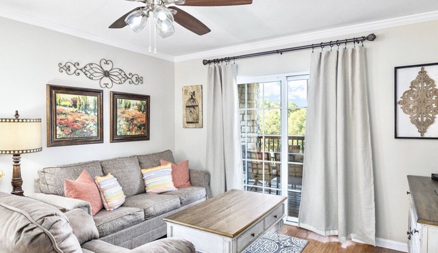 Next to Silver Dollar City, King Master, 2BR 2BA, Full Size Kitchen, 20ft Patio