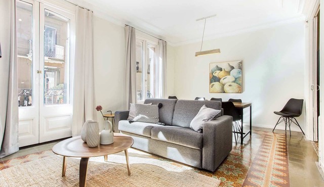 Next to the beach - Las Ramblas 4 bedroom with balcony