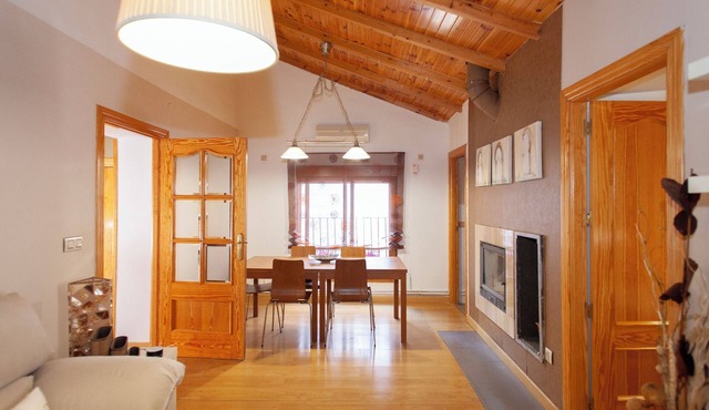 Next to the Cathedral, historical center, ideal for families, free parking.