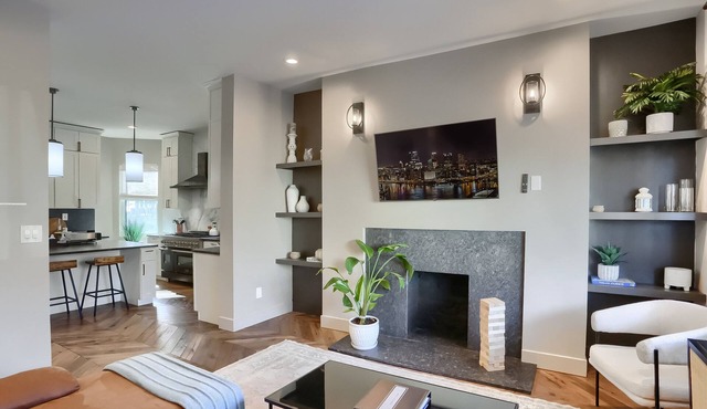 NFL Draft + VIP Fan Basecamp + Close to Acrisure + Gym + Game Room + 2 King Beds