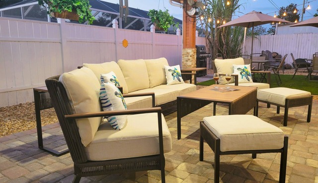 nFor family fun or a romantic escape close to sarasota and the area"s beaches