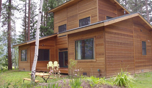 nGorgeous Views 3-bedroom house in charming Winthrop with WiFi