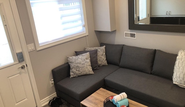 Niagara Luxury - Cozy Tiny Home Suite by the River