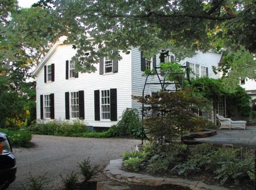 Niagara Mansion Carriage Suite