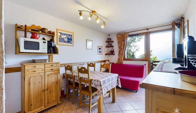 NICE 1 ROOM APARTMENT