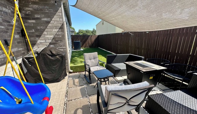 Nice 2 BD/2 BA in Grand Prairie near DFW, AT&T & Epic