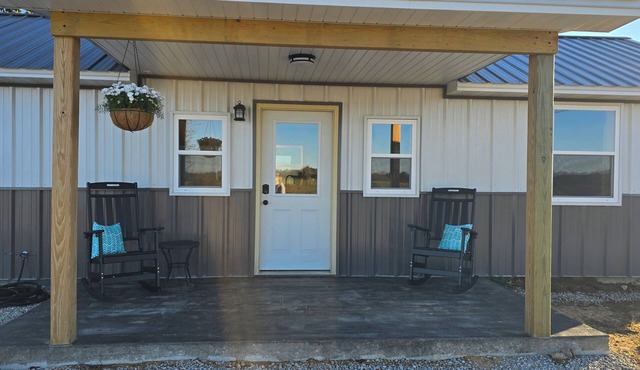 Nice 2-bedroom cottage with AC in Mountain View