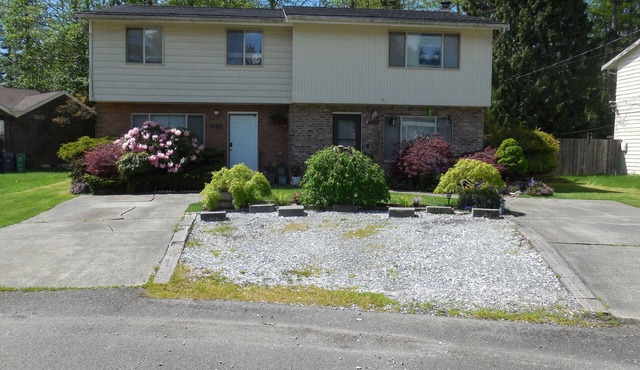 Nice 2 story 3 BR 1200s/f Townhome