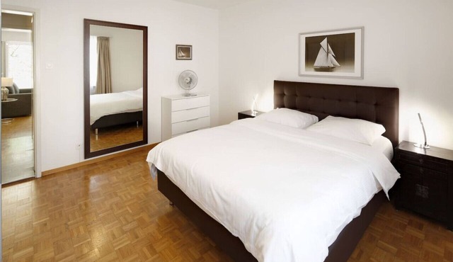Nice 2BD flat city center/near FIFA (Wille 2)