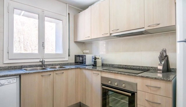 Nice 3 Bedroom Apartment for 6 people, Incles. C.PEP 4