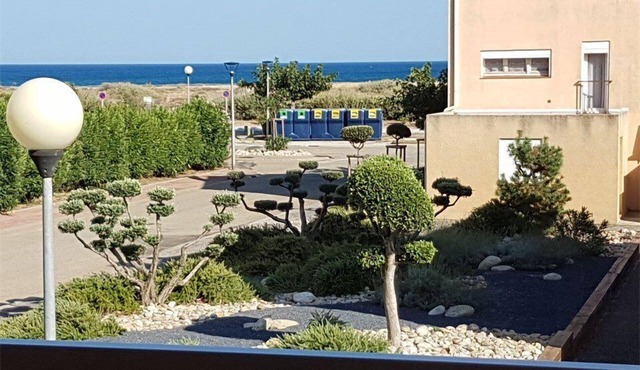 Nice 3 room duplex with terrace and private parking 5POPL10