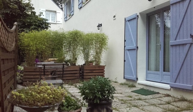 Nice apartment 30m2 quiet shops 2mn walk