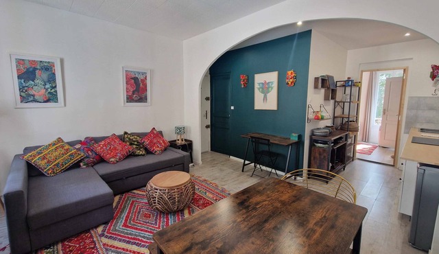 Nice air-conditioned T2 with garden