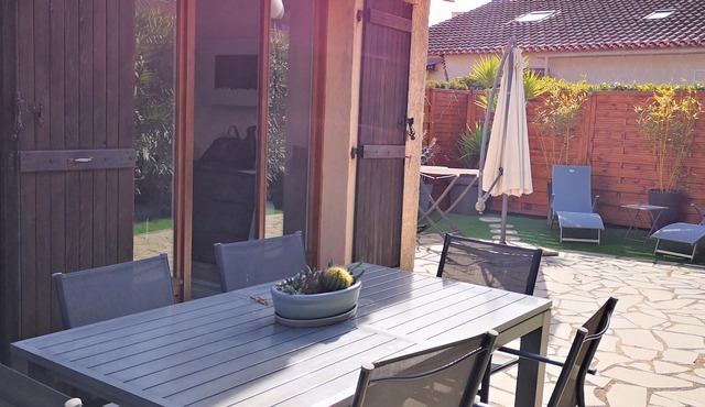 Nice and cosy 3 room apartment planted with tress and pool