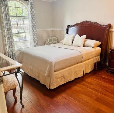 Nice and peaceful bedroom