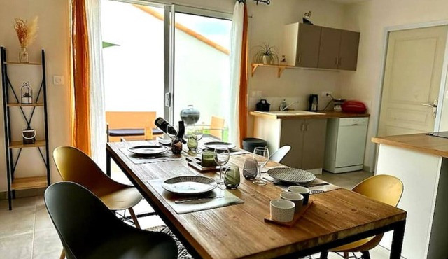 Nice and quiet house, 5 kms from the sea, ideal for families!