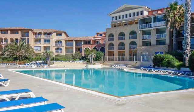 Nice apartment for 6 people with pool, WIFI, TV, terrace and pets allowed