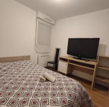 nice apartment strategic location