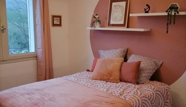 Nice apartment 56m², bright, nice view, 9 min from Lamalou center, art and health.