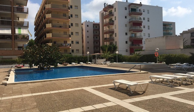 Nice apartment 4 pax 10 mts. the main beach of Salou.
