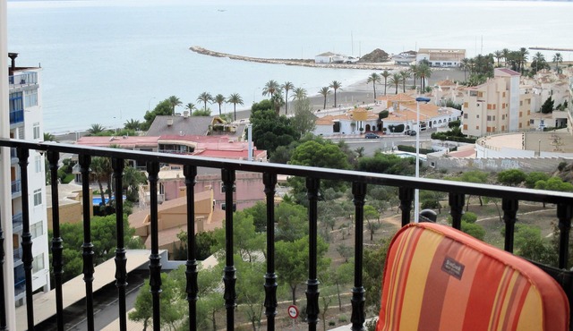 Nice apartment 500 meters from the beach, Pool, Parking, Wi-Fi, Satellite TV