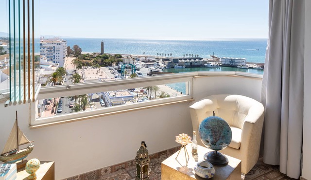 Nice apartment in the marina