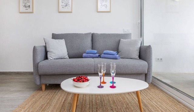 Nice apartment for 4 guests with WIFI, A/C, TV and terrace