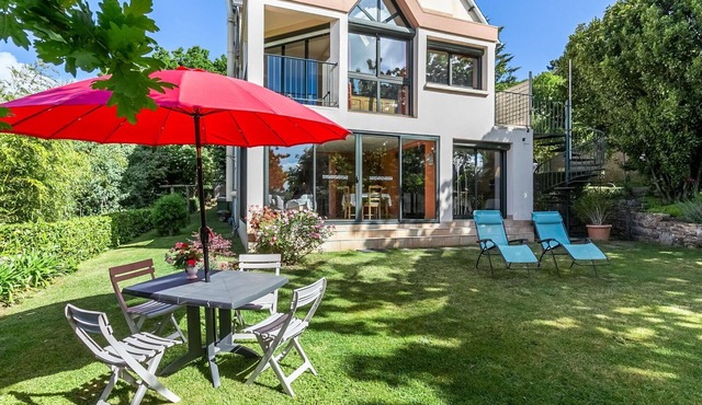 Nice apartment for 2 guests with WIFI, TV and pets allowed