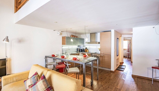 Nice apartment for 4 guests with WIFI, TV, balcony, pets allowed and panoramic view