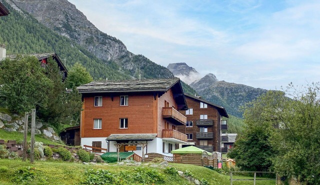 Nice apartment for 6 people with WIFI, TV, balcony and panoramic view