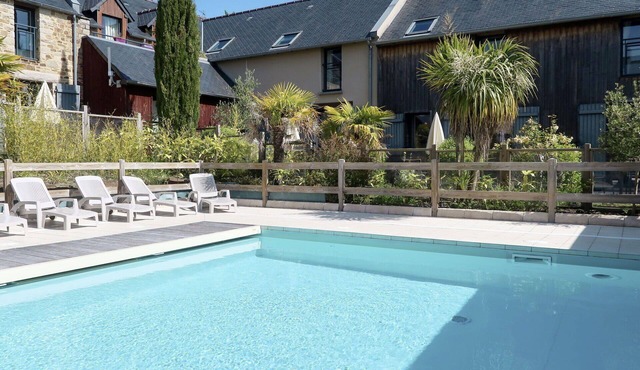 Nice apartment for 8 people with pool, WIFI, TV, terrace and pets allowed