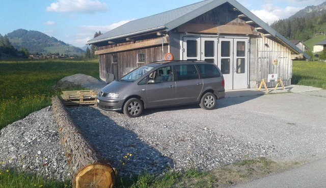 Nice apartment for 9 people with WIFI, TV, balcony and pets allowed