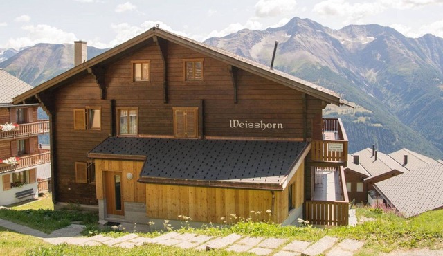 Nice apartment for 6 people with WIFI, TV and balcony