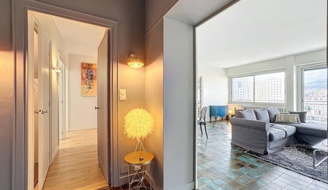 Nice apartment /Balcony and Parking, sleeps 6