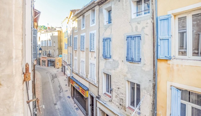 Nice apartment in Barjols with WiFi