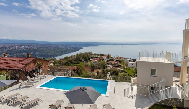 Nice apartment in Bregi with sauna