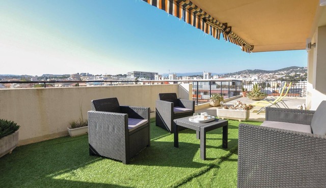 Nice apartment in Cannes with WiFi