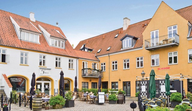 Nice apartment in Ebeltoft with WiFi