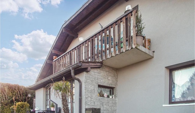 Nice Apartment In Excenevex With Wifi