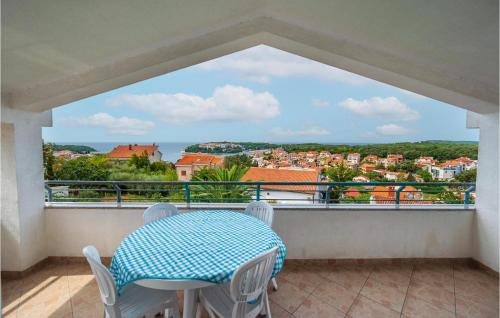 Nice Apartment In Pjescana Uvala
