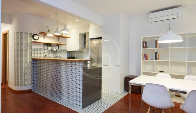 Nice apartment in Les Corts