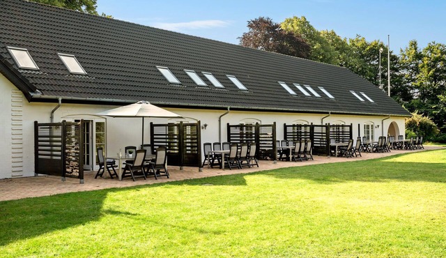 Nice apartment in Nimtofte with WiFi