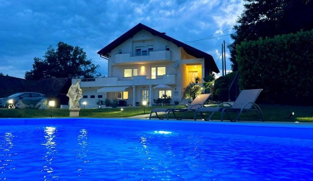 Nice apartment in Pologi with WiFi