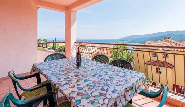 Nice apartment in Rabac with house sea view