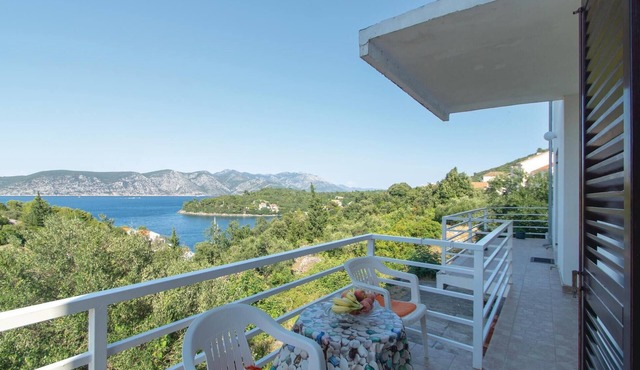 Nice apartment in Racisce