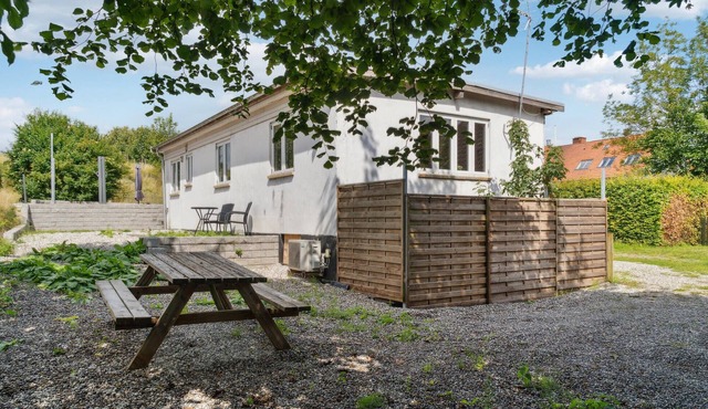 Nice apartment in Samsø with WiFi